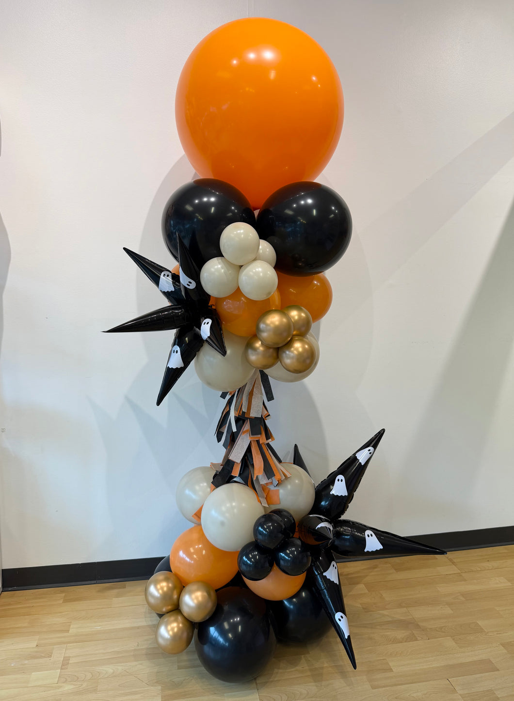 Paper Tassel Balloon Column