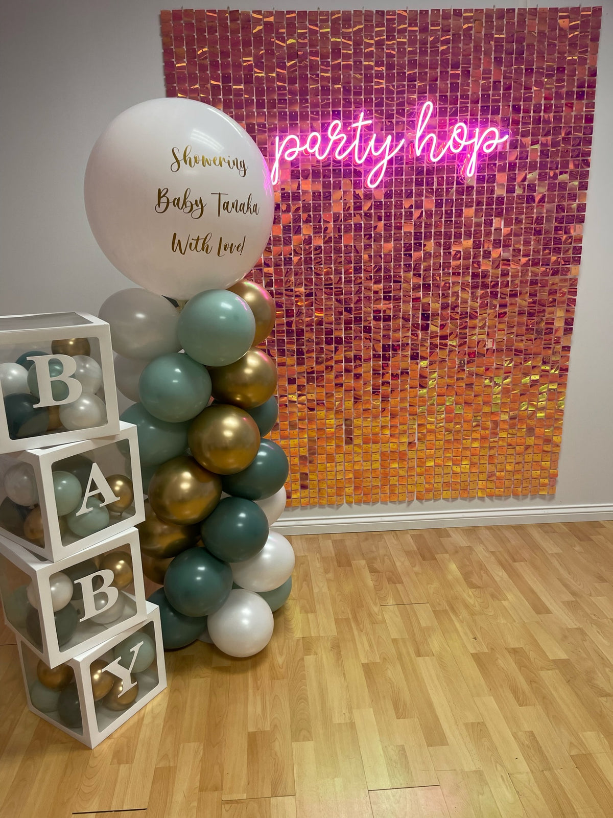 Custom Balloon Column