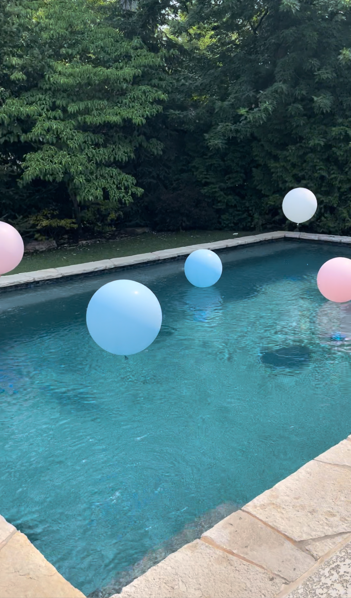 Jumbo Pool Helium Balloons