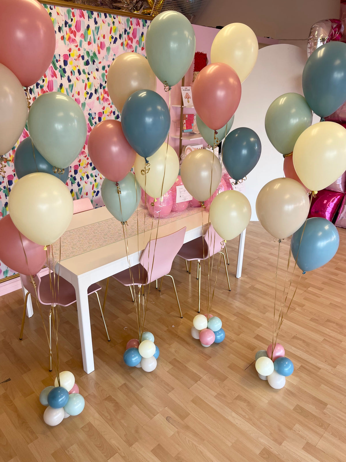 Helium Bundle With Standard Weight