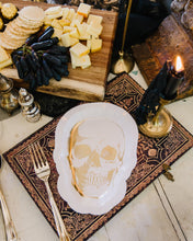 Skull Shaped Plates