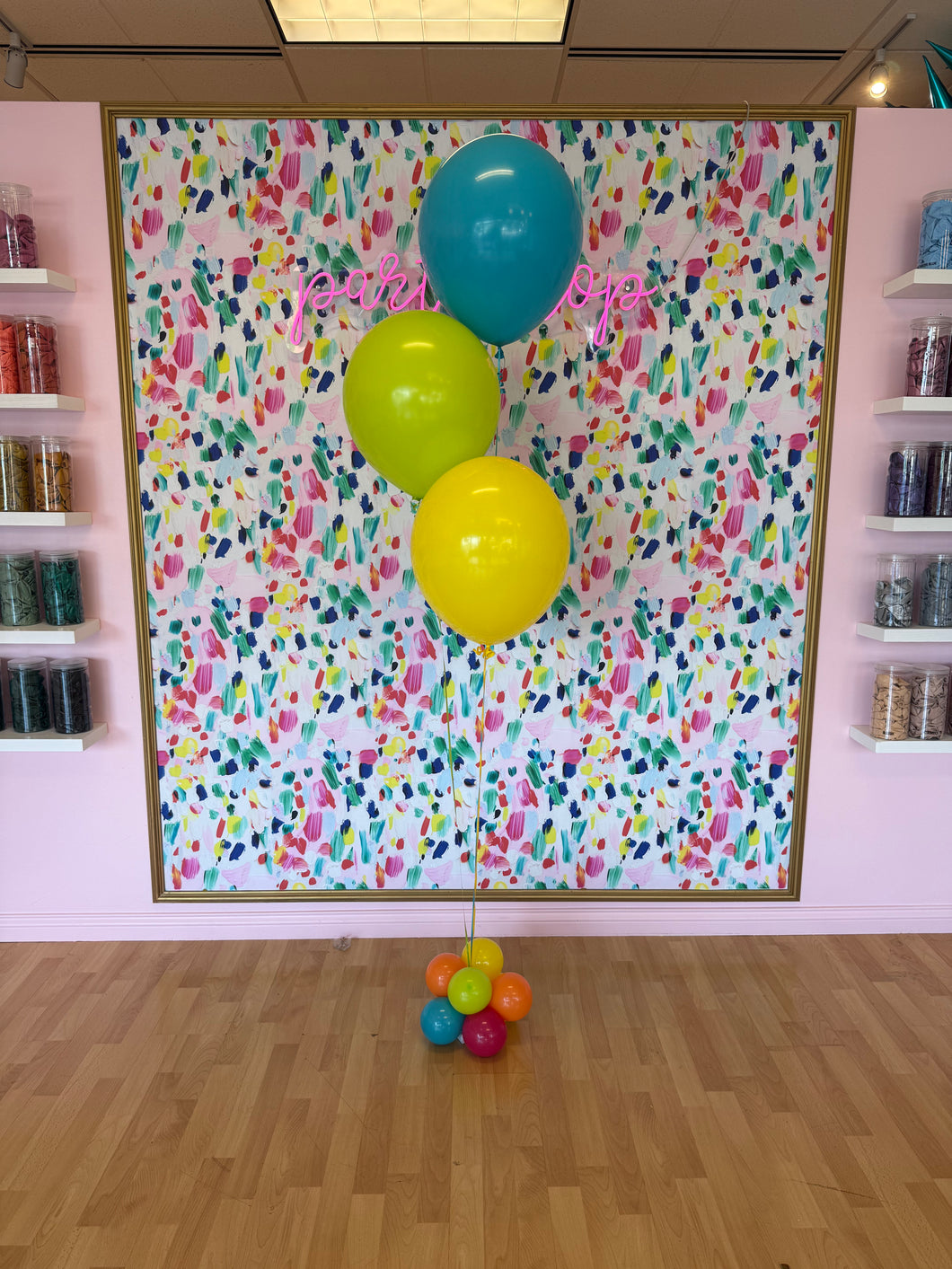 Helium Balloon Bundle – 3 Latex Balloons on a Balloon Weight