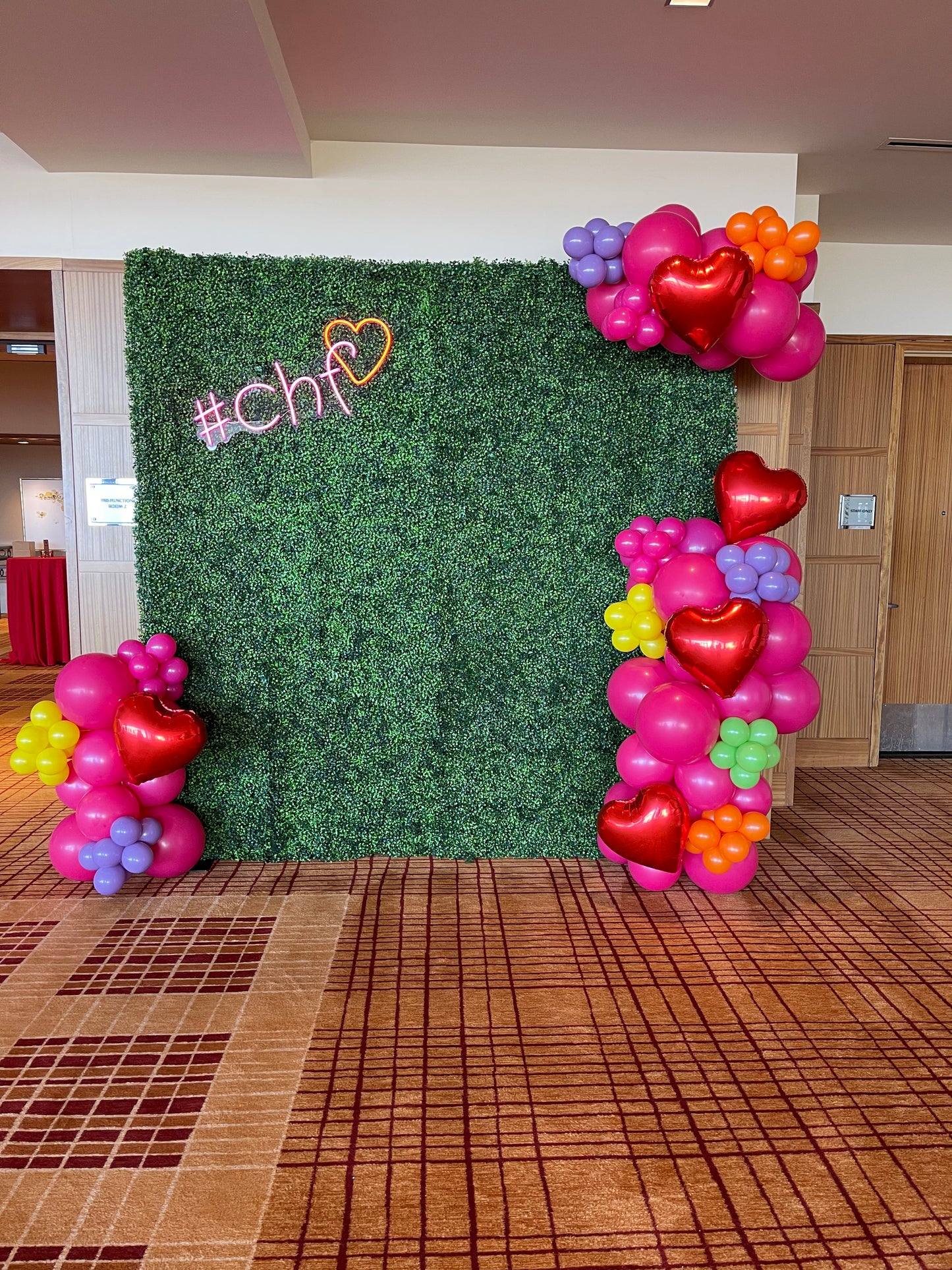 Boxwood Wall Rental