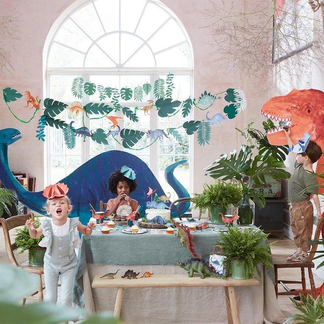 Dinosaur Kingdom Large Garland Banner